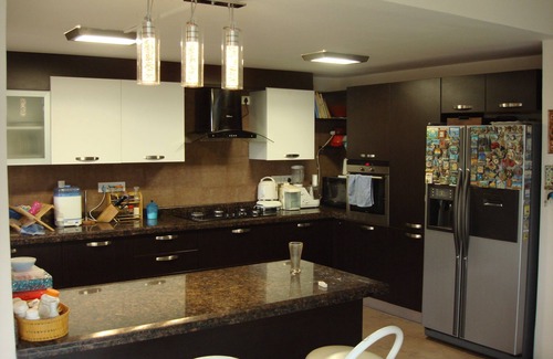 Agara House | Luxury Townhouse W Private Garden & Italian Kitchen