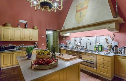 Badia Cantignano Villa | Luxury Tuscan villa S