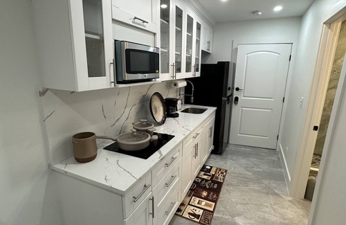 North Lauderdale Apartment | Luxury Unit A