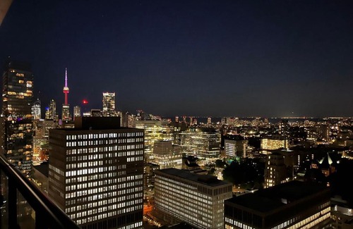 Bay Cloverhill Apartment | Luxury view in Toronto Downtown 3 Bedroom 2.5 Bathroom 1 Parking