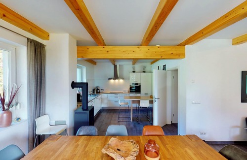 Kirchbach Villa | Luxury Villa (2-10 pers) Four seasons beautiful!
