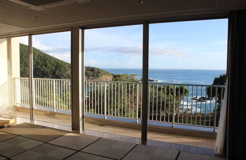 Shirahama House | Luxury villa designed by architect Shin Takamatsu /Nishimuro-gun Wakayama