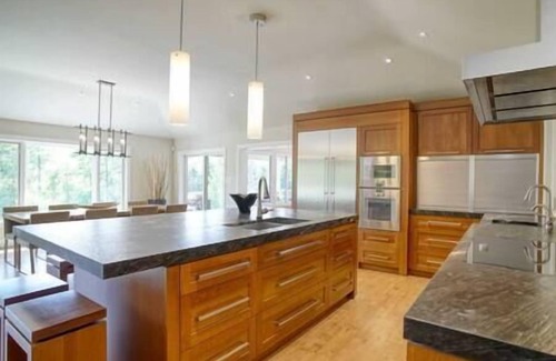 Cambridge Villa | Luxury Villa for Accommodation & Events