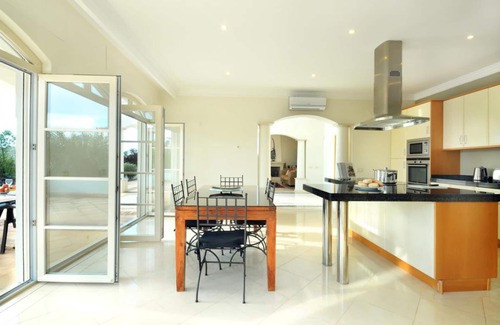 Quarteira Villa | Luxury villa in a quiet and secure location within Vila Sol Golf and Spa Resort