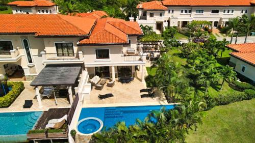 Pristine Bay Villa | Luxury Villa In Prestigious Pristine Bay, Home Of The Black Pearl Golf Course
