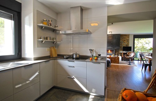 Carballo House | Luxury Villa near the beach with garden and swimming pool