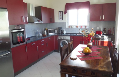 Archangelos Villa | Luxury Villa. Overlooks Tsampika Beach. Large private pool. 4 bedrooms.