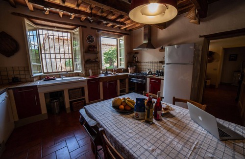 Mologno Villa | Luxury Villa, Private Pool, Views, Barga, Tuscany. 3 ensuite Bedrooms