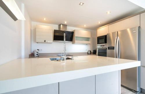 Marbella House | Luxury villa w seaview Cabopino