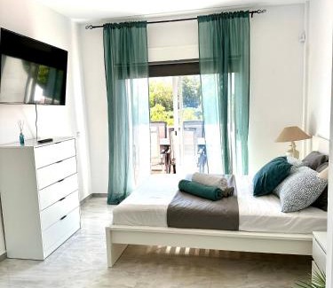 Marbella House | Luxury villa w seaview Cabopino