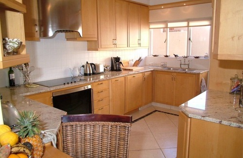 Mountainside House | Luxury Villa with Magnificent Views situated on Prestigious Road in Gordon's Bay