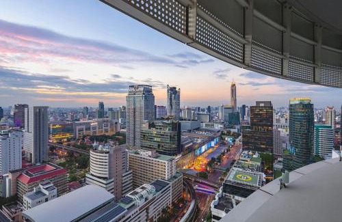 Ratchaprasong Apartment | Luxury Waldorf Astoria Residences Large 85 SQM High Floor