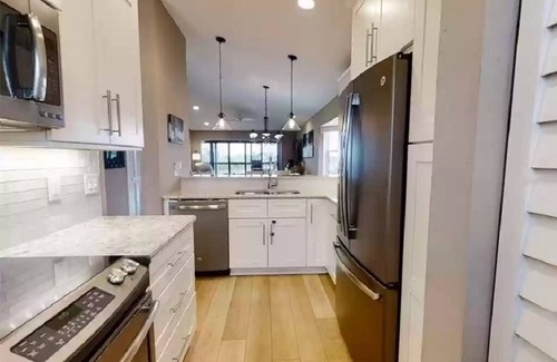 Bouchelles Island Condo | Luxury Waterfront Condo on Bouchelle Island NSB
