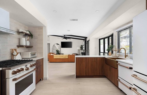 Barton Hills House | Luxury Zilker Home Pool Hot Tub and 2 Kitchens!