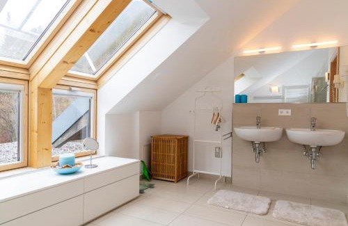 Neusach Apartment | Luxus für 2 am Weissensee mit privatem Seezugang