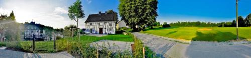 Reichshof Villa | Luxus-Ferienhaus "Hassel 14"