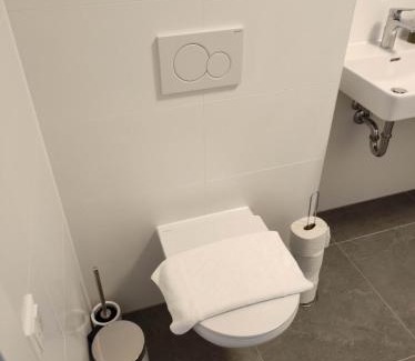 Kaisermuhlen Apartment | Luxus Penthouse gegenüber Vienna International Centre und Kaiserwasser