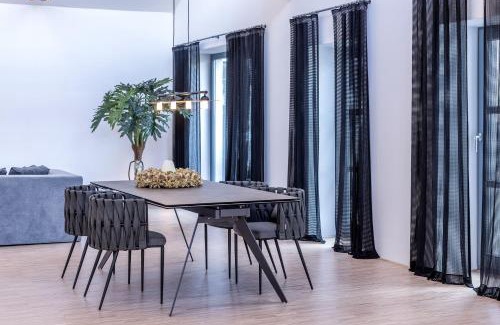 Guetersloh Apartment | Luxus Wellness Loft - 245qm - Designwohnen im Zentrum