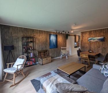Lyngseidet Apartment | Lyngen accommodation and sauna