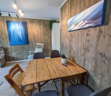 Lyngseidet Apartment | Lyngen accommodation and sauna