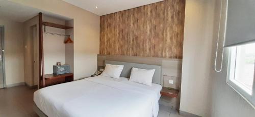 Serang Hotel | Lynn Hotel Serang