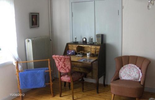 Gnesta Bed & Breakfast | Mälby Säteri B&B