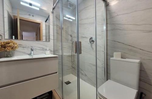 Los Corrales de Buelna Apartment | Mély Apartment