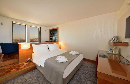 Gayrettepe Hotel | Mövenpick Hotel Istanbul Bosphorus
