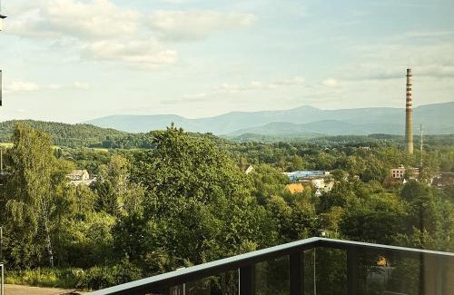 Jelenia Gora Apartment | M&D apartamenty w Karkonoszach! 2 sypialnie, salon z aneksem, balkon z widokiem na góry