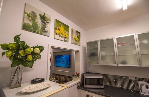 West Perth Apartment | M107 CBD Location near Kings Park