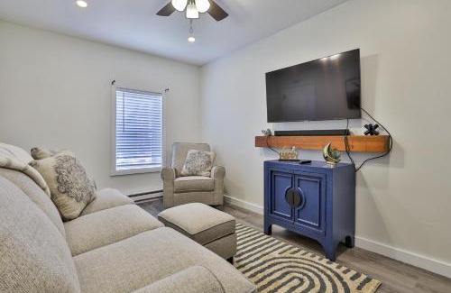 Salem Apartment | M20 Rentals Modern Apartment 2bd 1ba Centrally Located Salem, NH