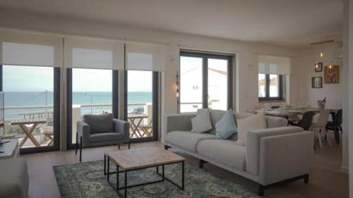 Praia das Macas House | Maçãs Home-Sky sea view at The Beach