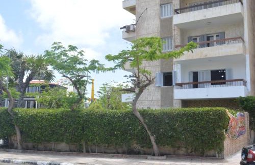 Al-Muntazah Apartment | Maamoura Beach 1