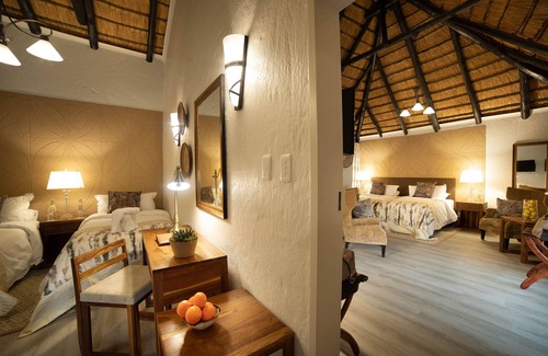 Leeupoort Cabin | Mabula Game Lodge