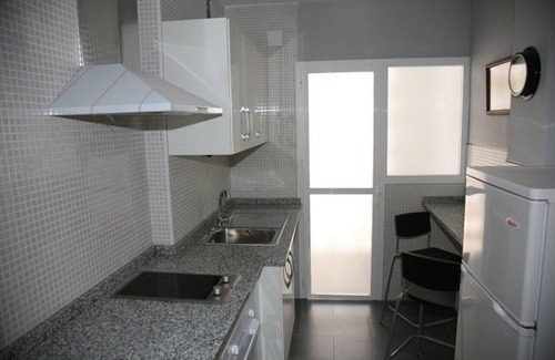 Macarena Apartment | Macarena Flat 7 pax next to roman walls