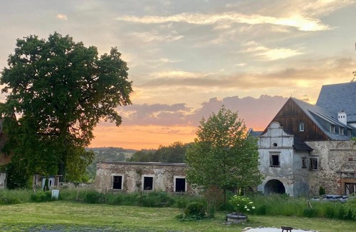 Lubomierz Apartment | Maciejowiec Castle Hill Apartment I