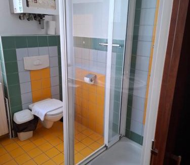 Melk Hotel | Madar Café Restaurant zum Fürsten