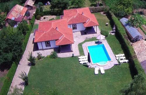 Madara Villa | Madara OMAYA Guest House