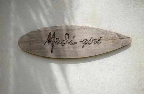 Maalhos House | Madi Giri Guest House