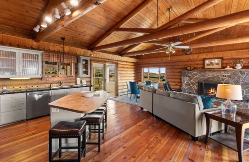 Shining Mountains House | Madison River Fly Fishing near Ennis, MT and 70 miles to Yellowstone NP