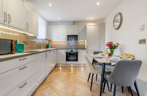 Capel Bangor House | Maes Heulog - Two Bedroom House, Sleeps 4