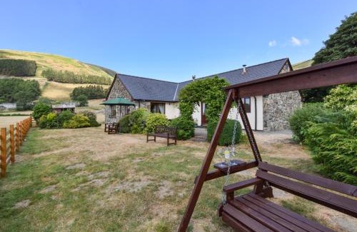 Tywyn House | Maes Mihangel