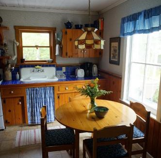 Skir Dhu Cabin | Maggie's Place on the Cabot Trail