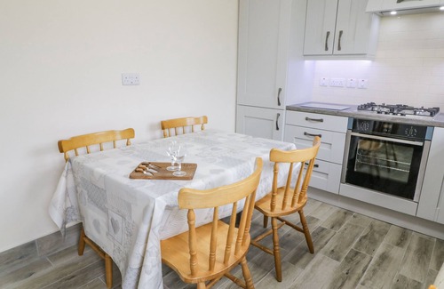 Ardara Cottage | MAGHERA CAVES COTTAGE, family friendly in Ardara, County Donegal