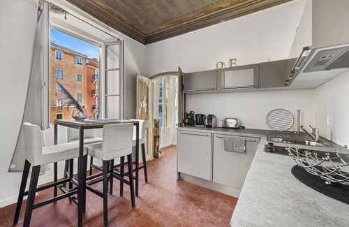 Old Town Apartment | MAGIC CATHEDRALE