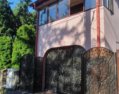 Slanic House | Magic Home