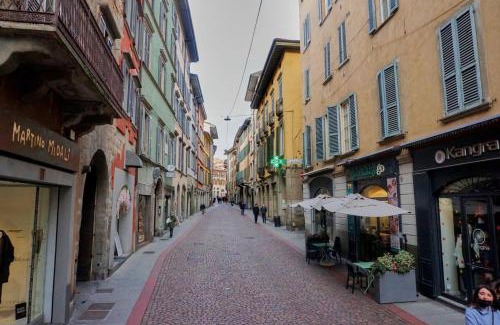 Citta Bassa Apartment | Magic Place Bergamo! Relax Apartment with terrace in the heart of the city