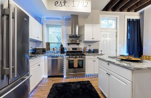East Market District House | Magical Fairytale Stay in Nulu Historic District
