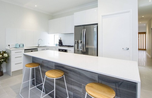 Picnic Bay House | Magnetic Daze, Picnic Bay