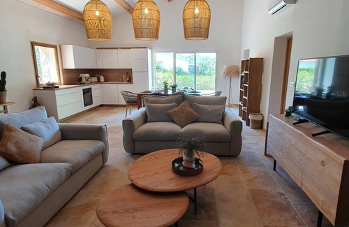 Porto-Vecchio Villa | Magnificent Bergerie with heated swimming pool for 6 people